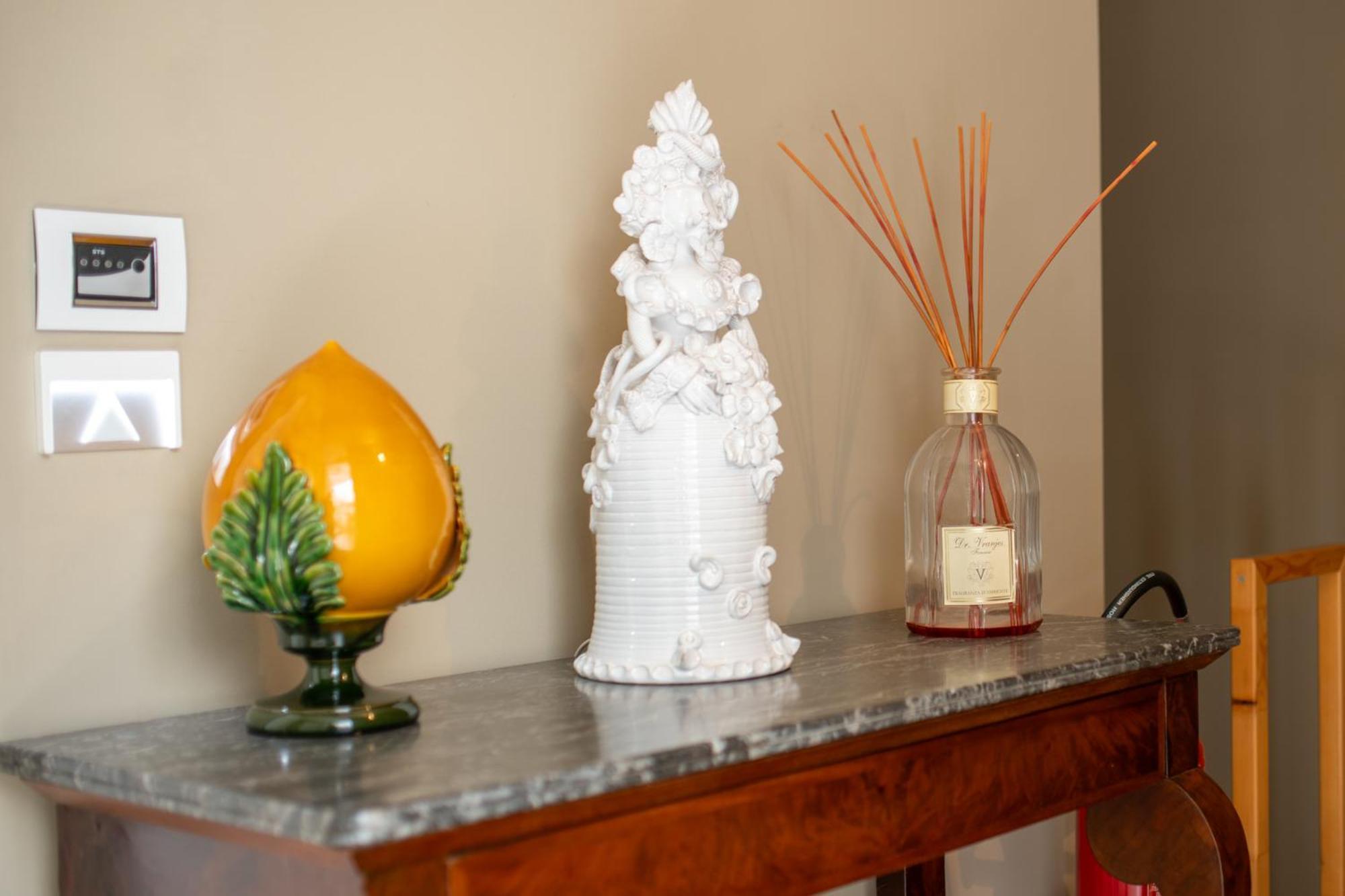 Santo Stefano Raro Rooms Collection 브린디시 외부 사진